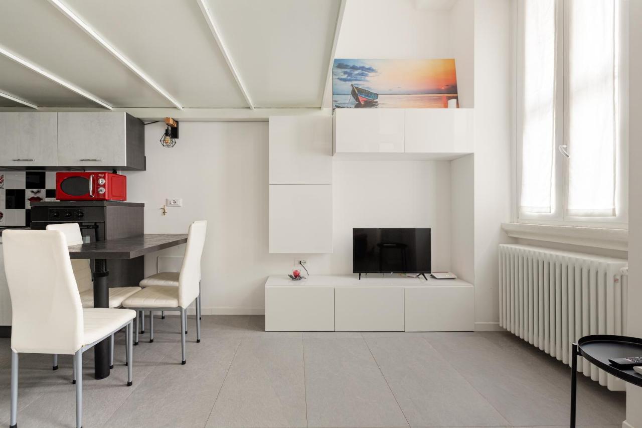 Cosy And Quiet Apartment In Milano Bagian luar foto
