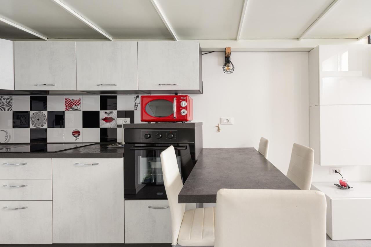 Cosy And Quiet Apartment In Milano Bagian luar foto