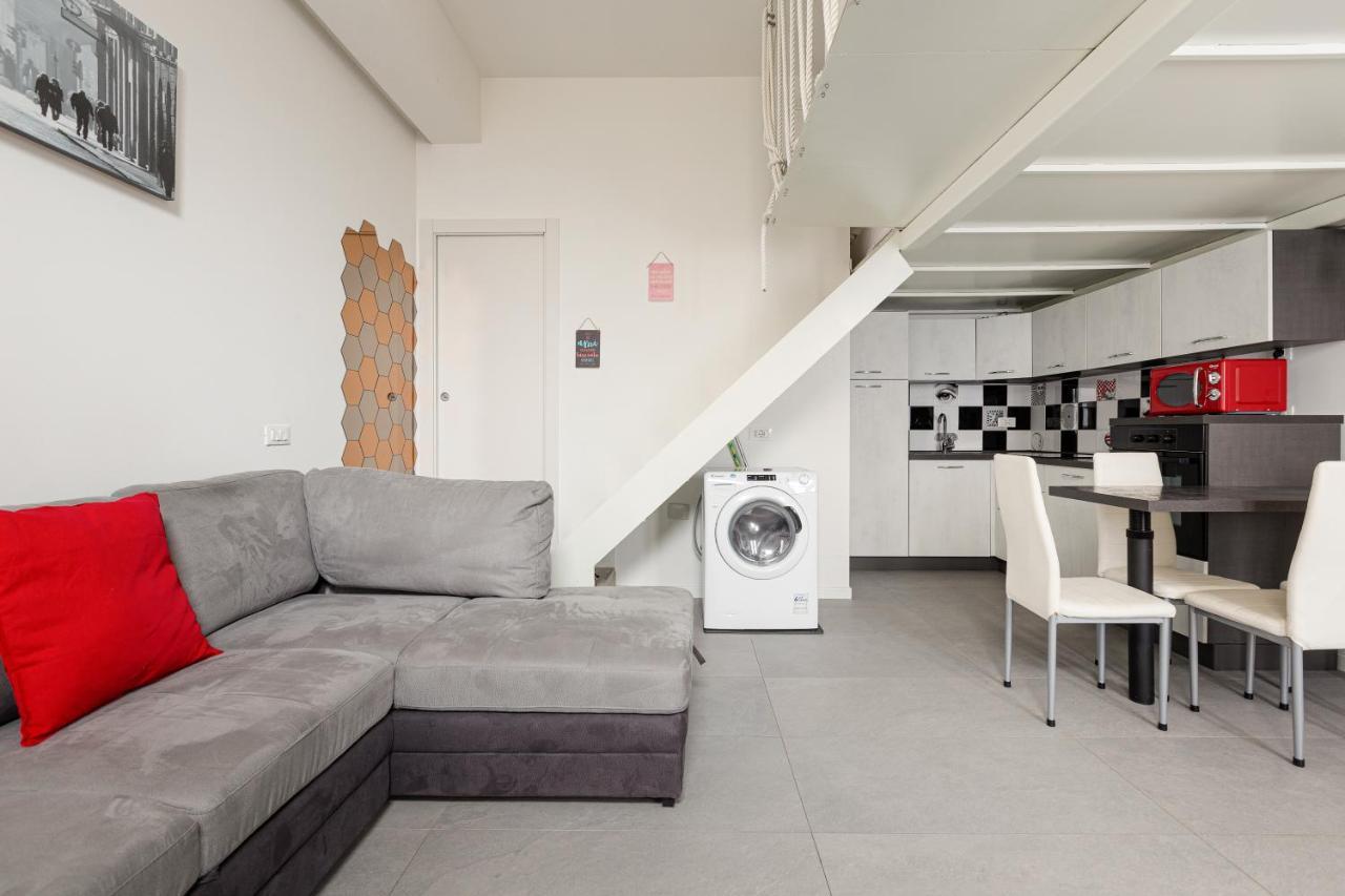 Cosy And Quiet Apartment In Milano Bagian luar foto